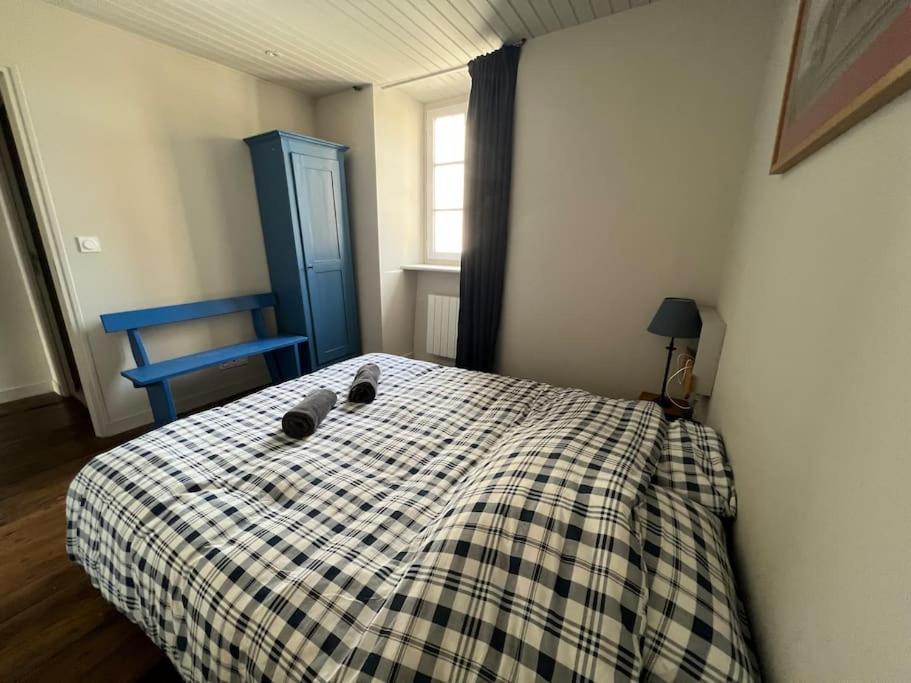 Cocon Urbain De Charme Villa Dinan Exterior photo